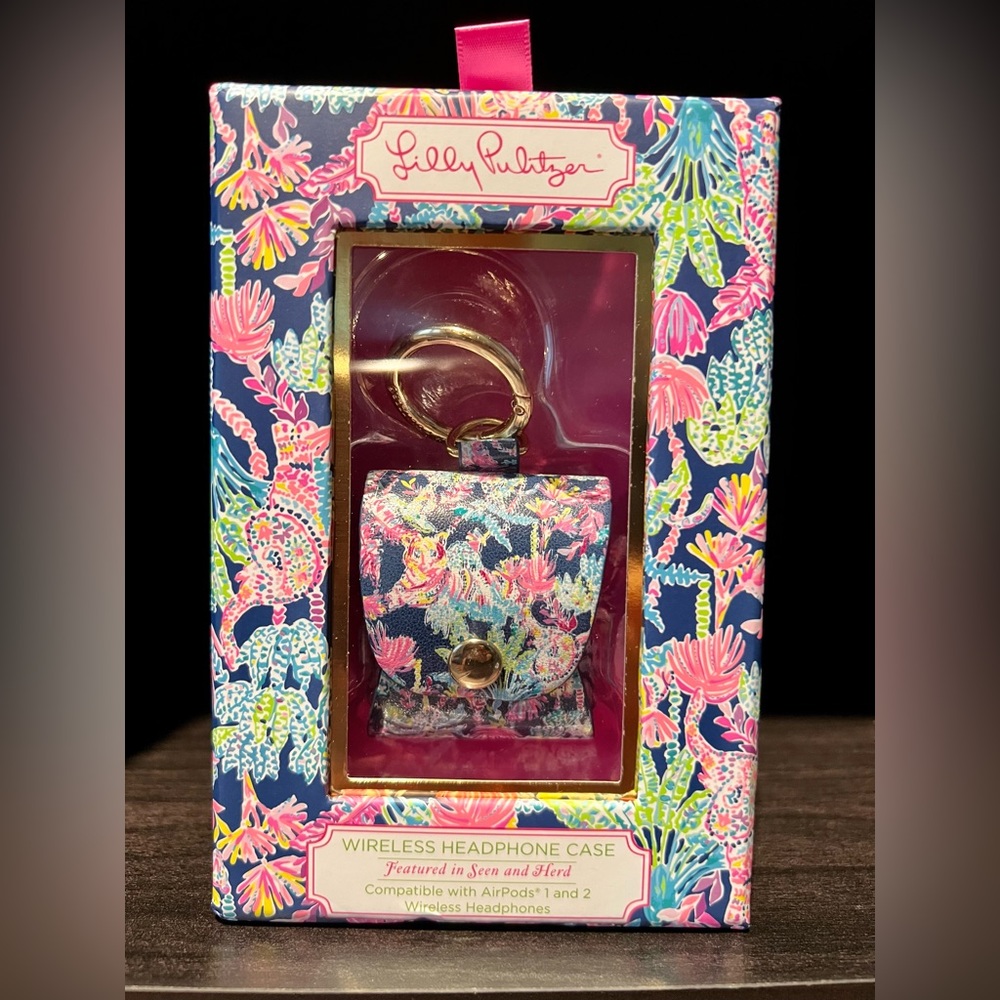 Lilly Pulitzer Wireless Headphone Case in Seen and Herd AirPods 1 & 2 NIB